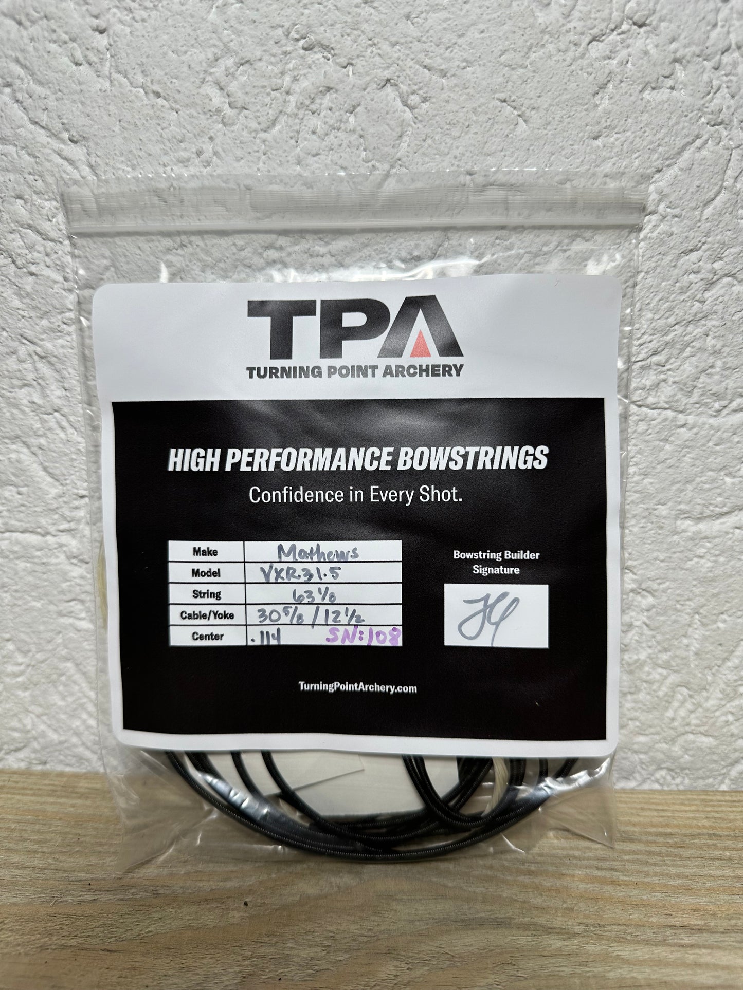 Mathews VXR 31.5 Bow String and Cable Set (Multiple Colors)